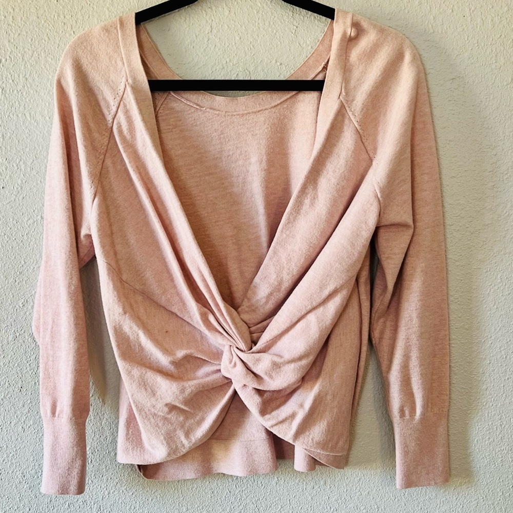 Medium Victoria’s Secret Light Pink Twisted Back Sweater
